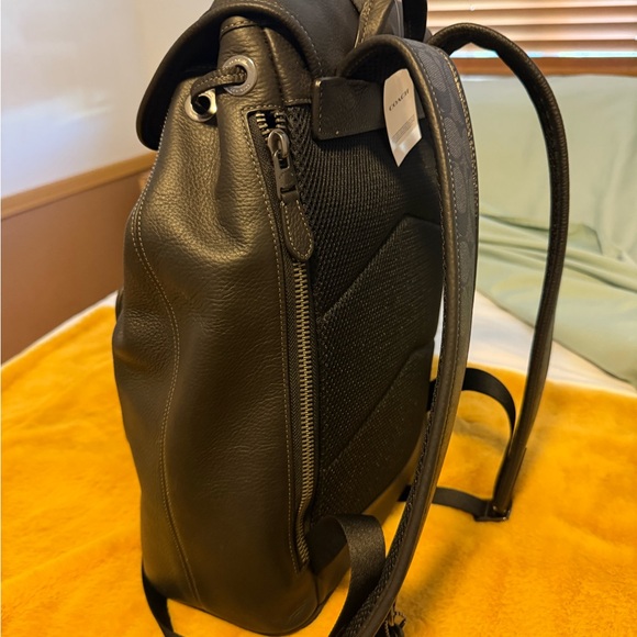 Coach Large Sullivan Leather and Signature Backpack - Picture 3 of 10